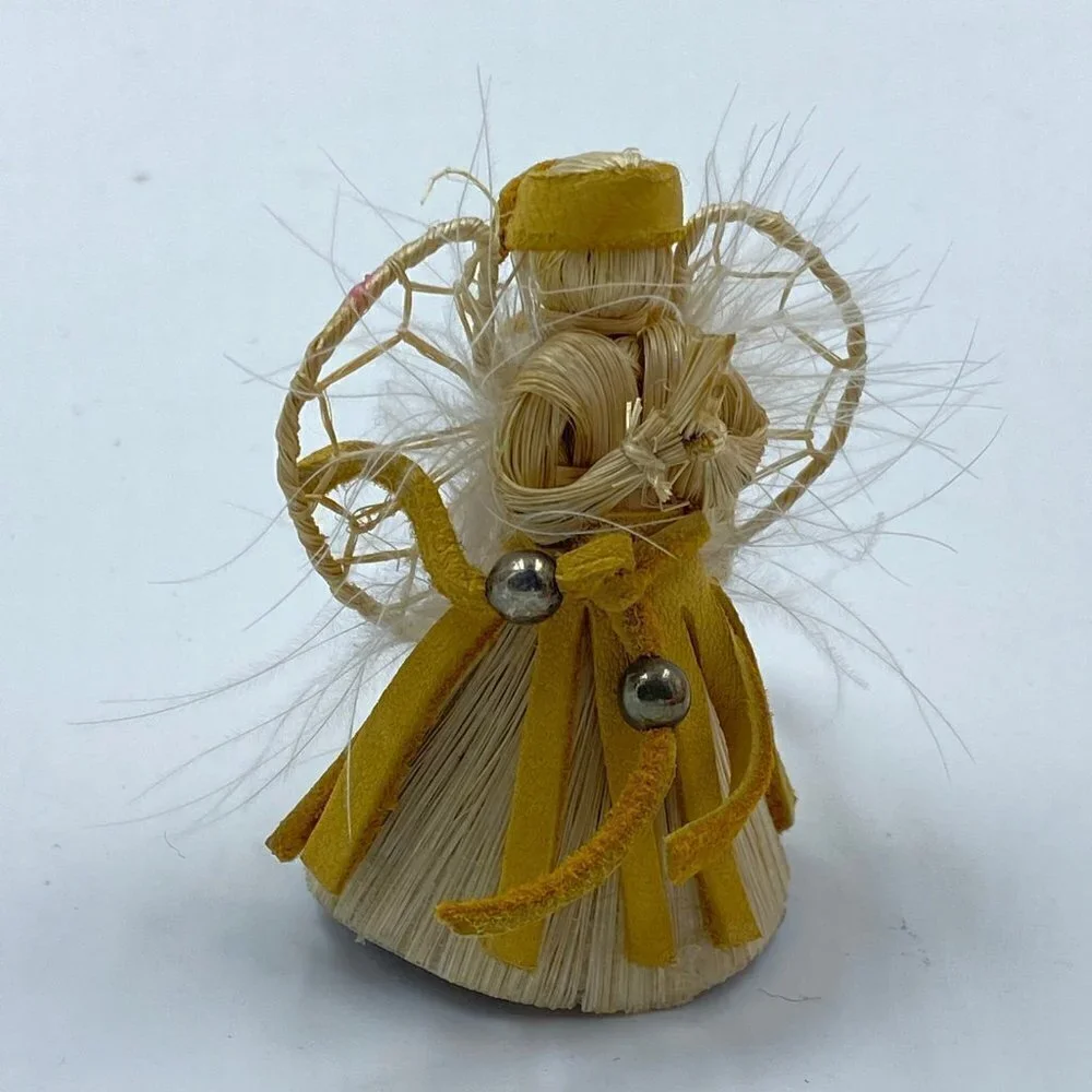 Mini Corn Husk Angel Ornament Miniature 2
